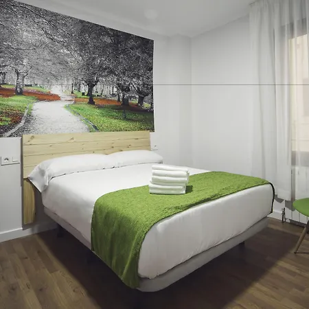 カジュアル セランテス 3* ビルバオ