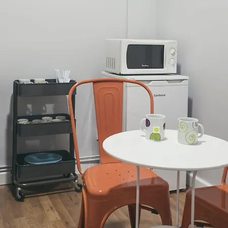 カジュアル セランテス ゲストハウス 3*