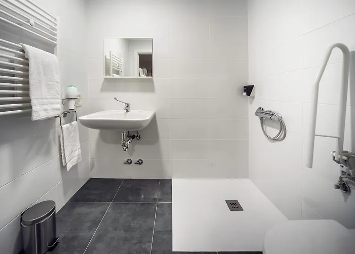 瑟兰特斯休闲旅馆 3* 毕尔巴鄂