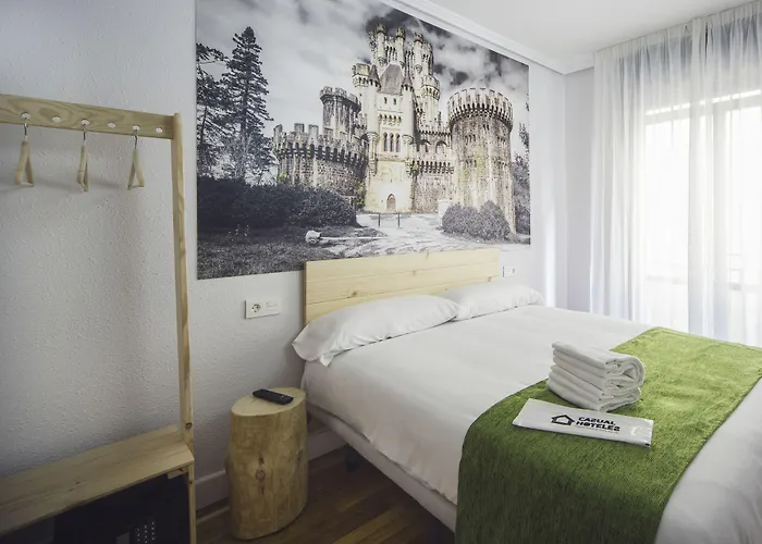 Casual Serantes בית הארחה 3*